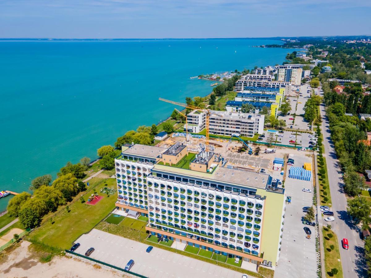 Csenge Apartman Siofok Exterior photo